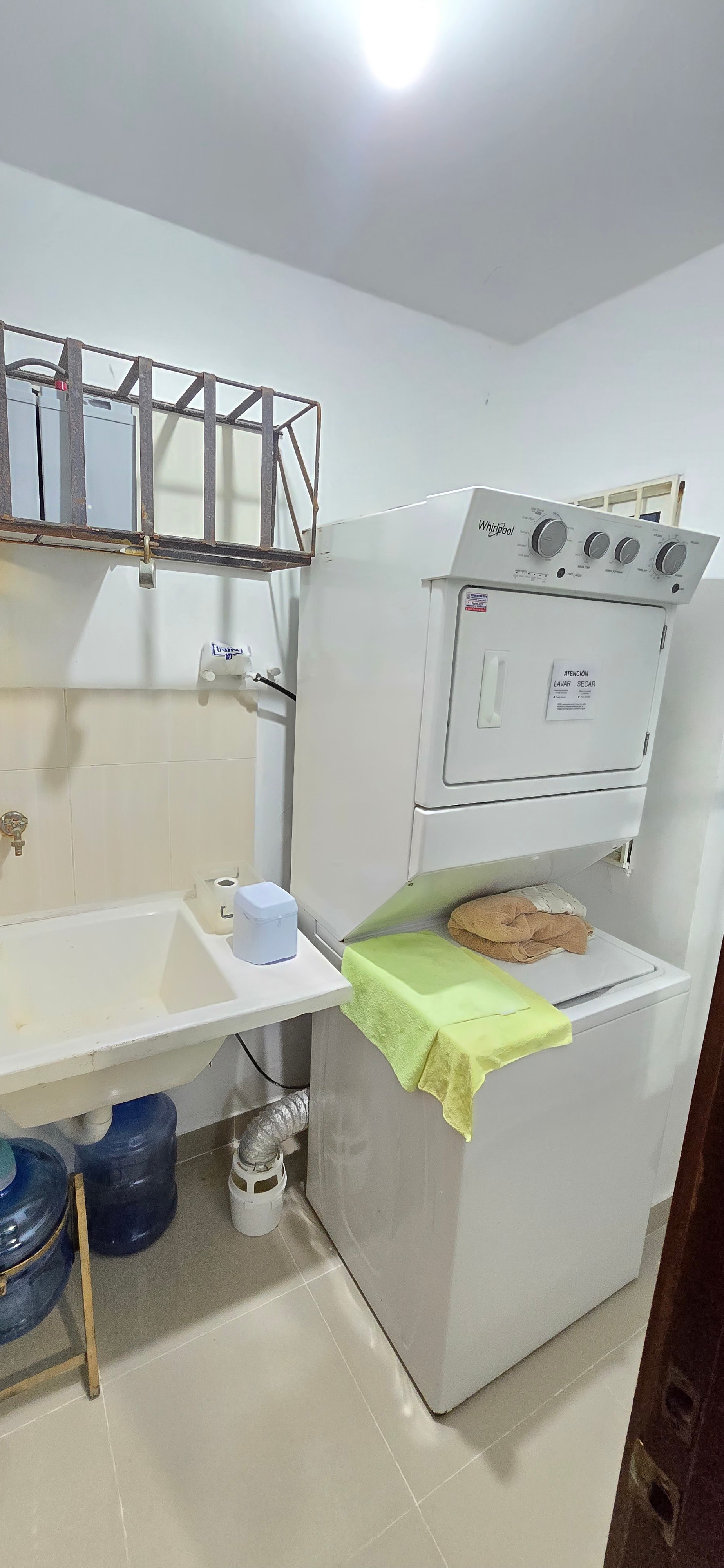 apartamentos - rento 2do piso amueblado villa olga temporada cortas o largas  5