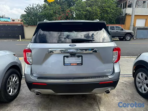 jeepetas y camionetas - Ford Explorer limited 4WD 2021 6
