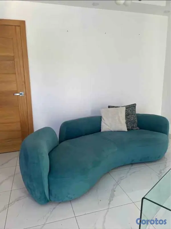 muebles y colchones - Sofá curvo comprado en Ilumel, en muy buenas condiciones. 3