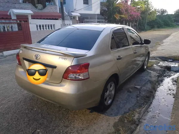 carros - Toyota Yaris 2006 2