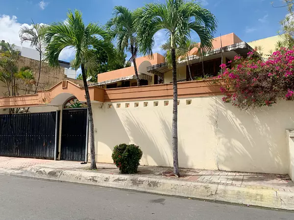 casas - Propiedad comercial en la Julieta  3