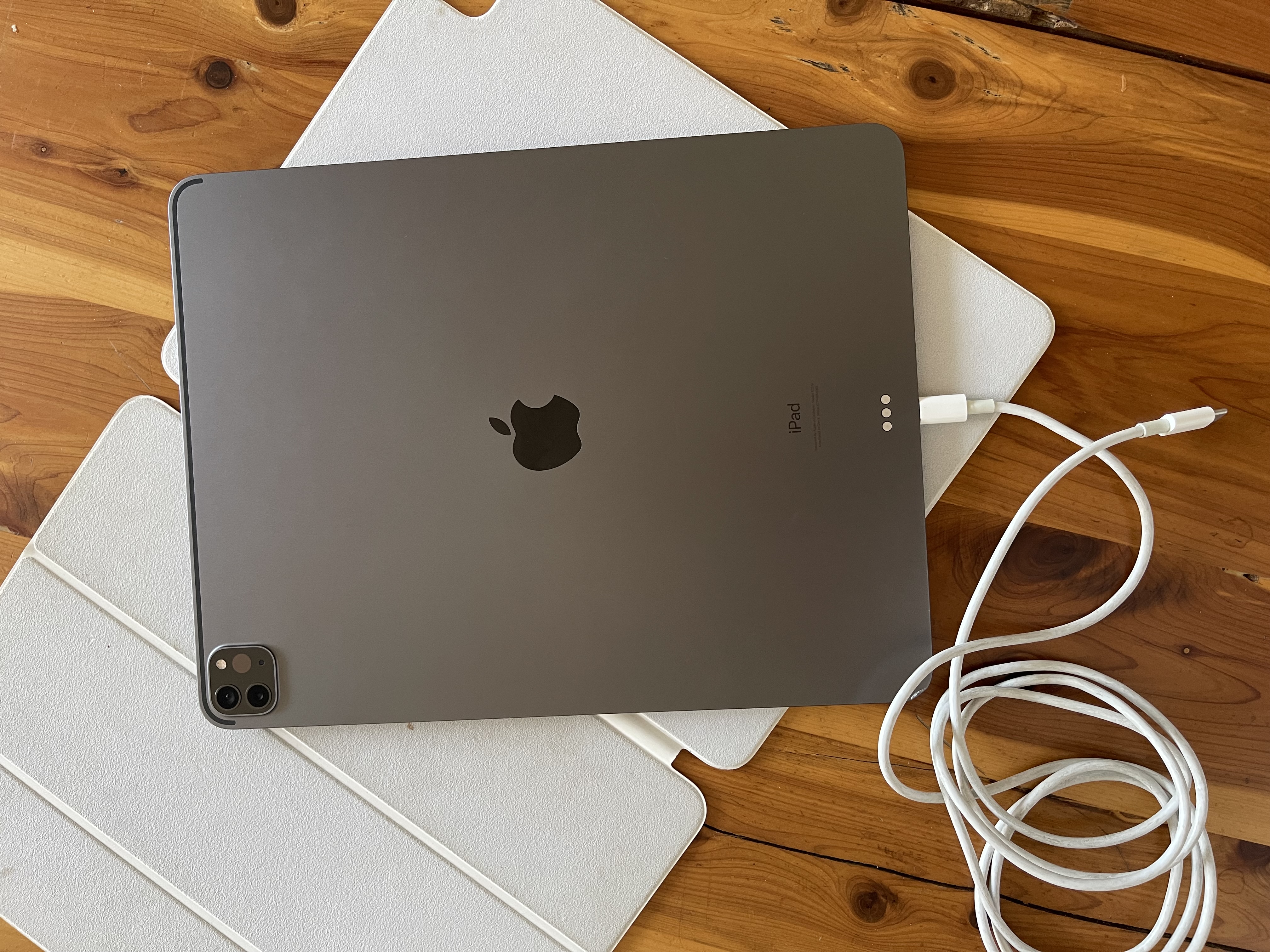 celulares y tabletas - Vendo IPad Pro ¡Como nuevo! 4