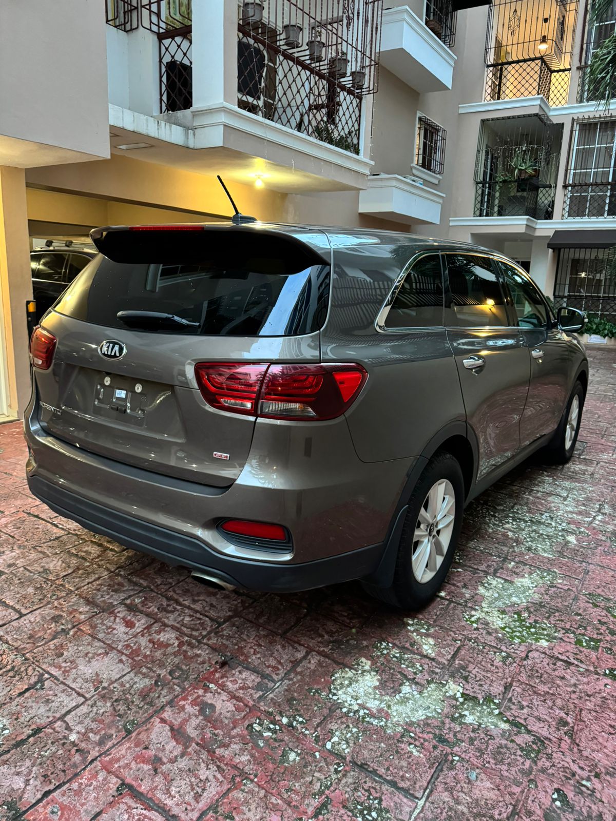 jeepetas y camionetas - kia sorento lx 2019 1