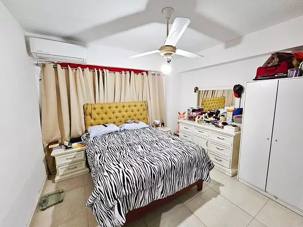 apartamentos - Apartamento 2do piso Los Restauradores  6