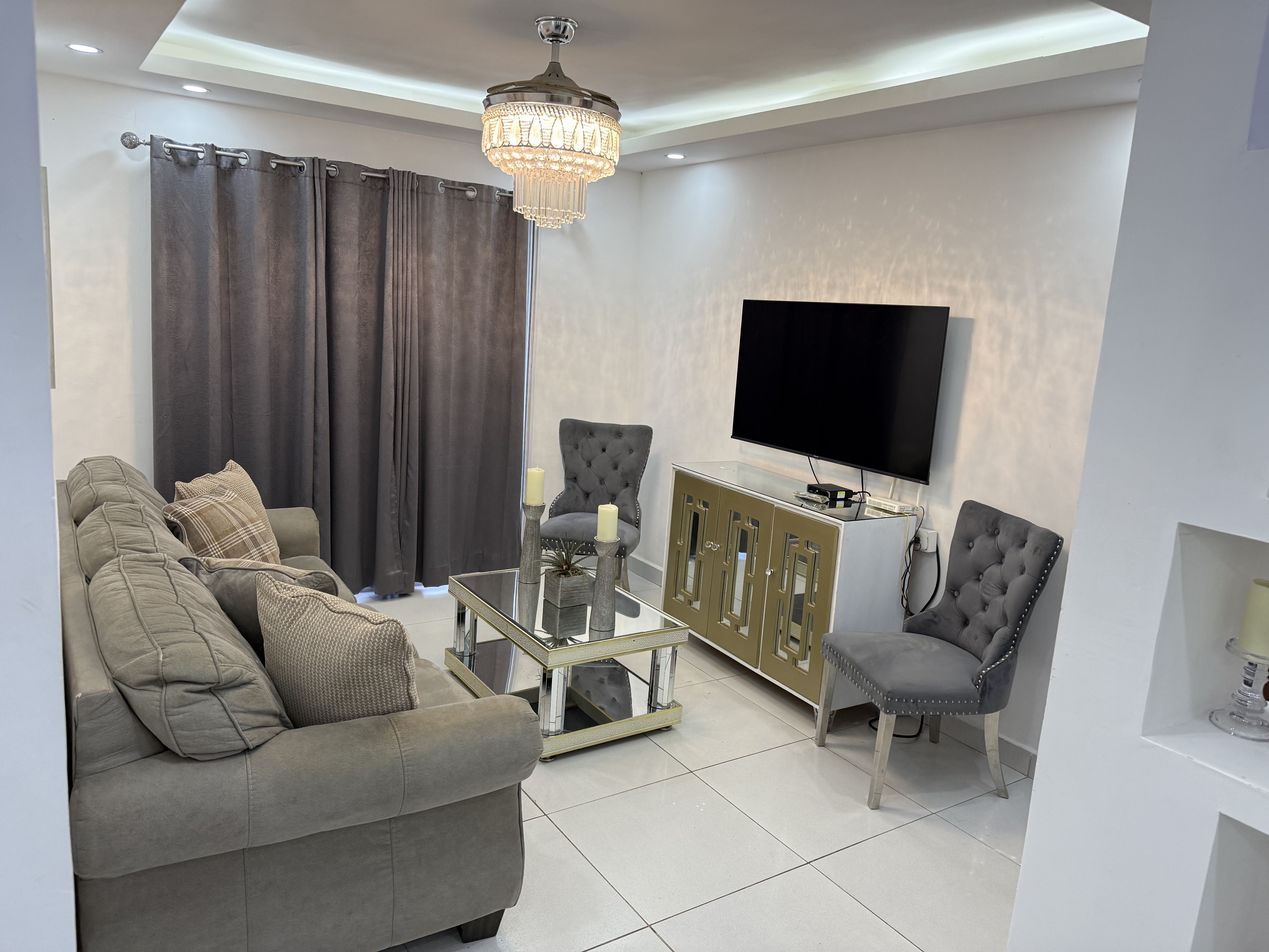 apartamentos - vendo en palma real 3 nivel amueblado  2