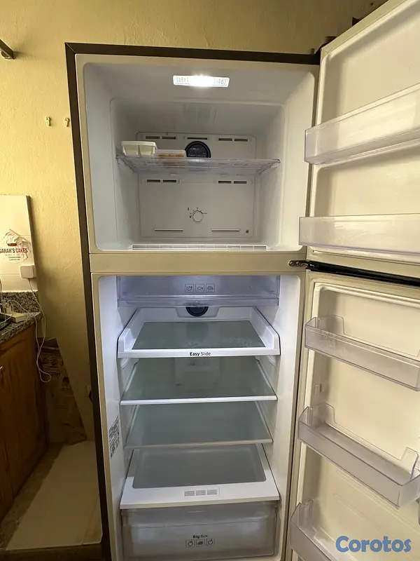 cocina - Nevera Samsung de 16c  como nueva 2