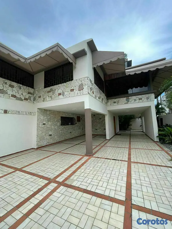 casas - Alquilo Casa-Local de 300 Metros en El Millón-Las Praderas COD:PD573 1