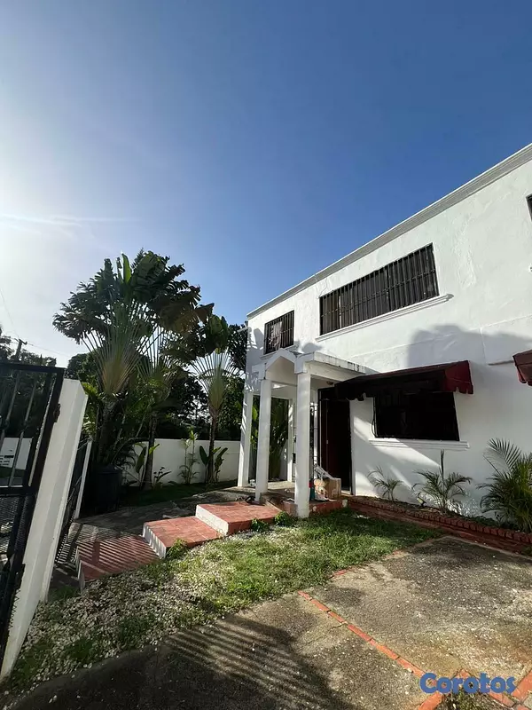 casas - Casa de 4 habitaciones Arroyo Hondo Negociable  2