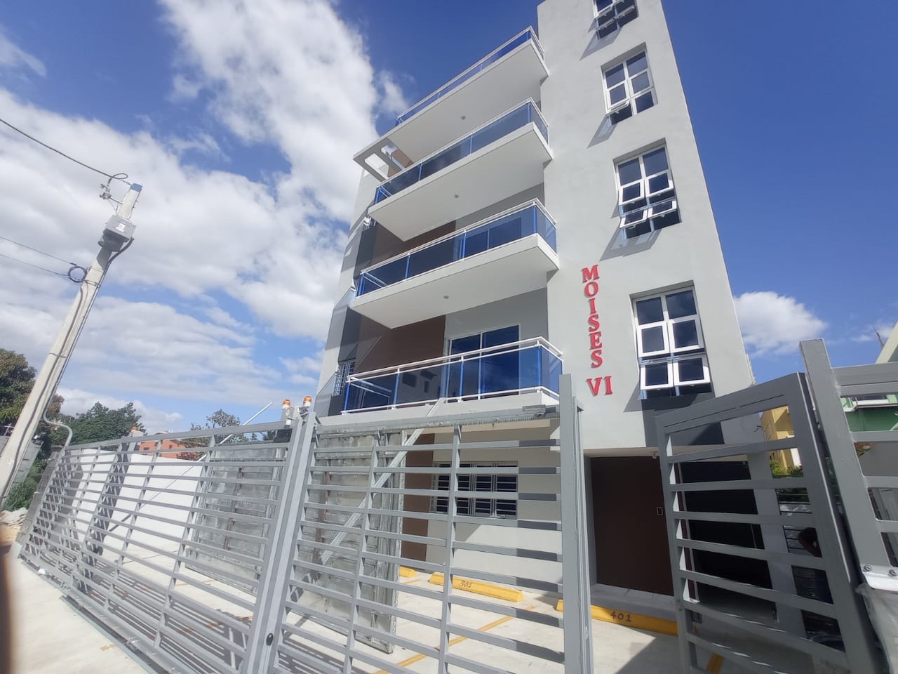 apartamentos - Venta de apartamento en la autopista de san Isidro brisa oriental 120mts 3