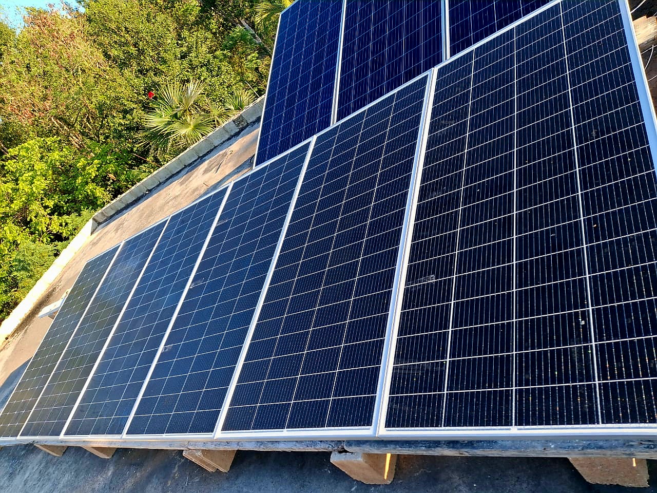 plantas e inversores - PANELES SOLARES  0