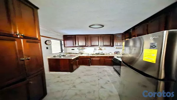 apartamentos - Alquiler amplio apartamento – Sector Evaristo Morales, D.N 6