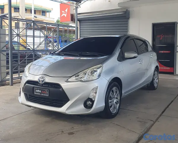 carros - ***TOYOTA AQUA 2017 IMPECABLE 3