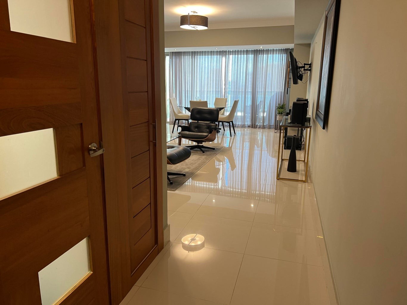 apartamentos - Hermoso apartamento amueblado en excelente zona de la ciudad, nivel 5 0
