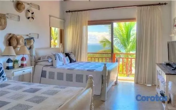 otros inmuebles - En Venta Villa Duplex en Puerto Bahia Samana Vista al mar 5
