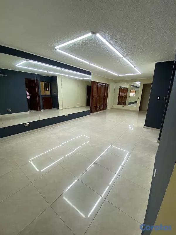oficinas y locales comerciales - CASA COMERCIAL 3