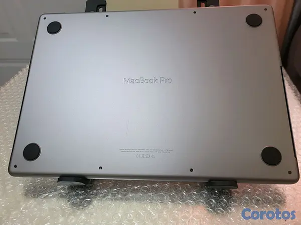 computadoras y laptops - Macbook Pro 2021 (M1pro) 14" 512GB SSD  6