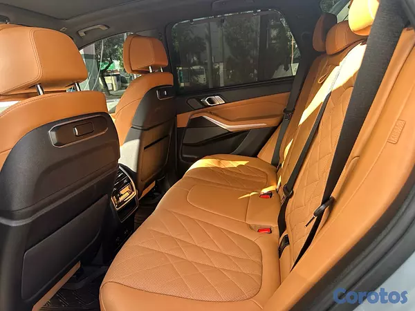 jeepetas y camionetas - BMW X5 Package M año 2024 9