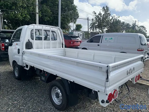 otros vehiculos - KIA K2700  4