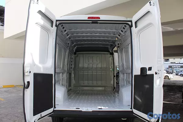 jeepetas y camionetas - Citroen Jumper 2026 8