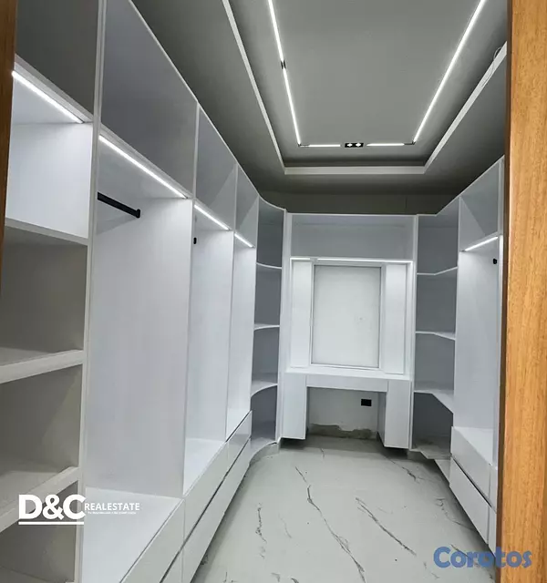 casas - Casa en venta en residencial cerrado  Con vista al 9