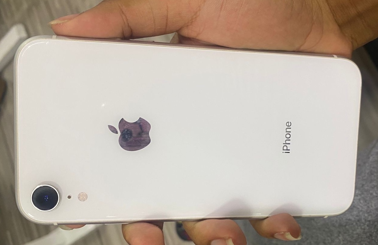 celulares y tabletas - Vendo IPhone xr 1