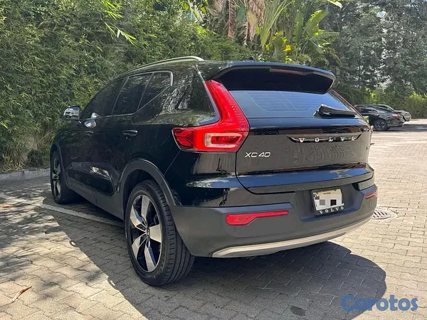 jeepetas y camionetas - VOLVO XC40 momentum '22 7