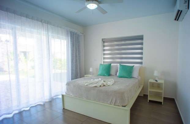 casas vacacionales y villas - Villa excelente para vivir o invertir en residencial privado con playa 0
