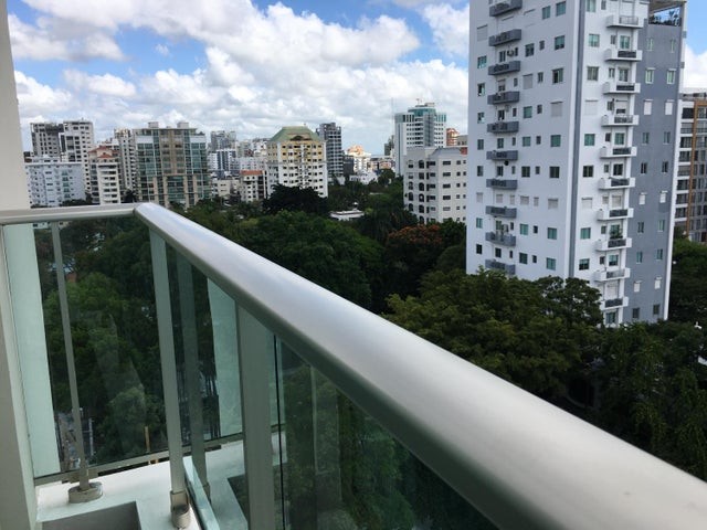 apartamentos - Apartamento en alquiler amueblado #24-1808 piso alto, balcón, ascensor, piscina. 4