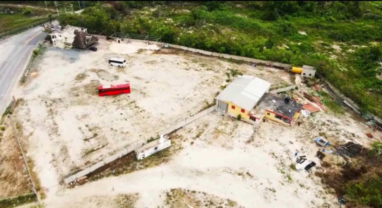 solares y terrenos - Impresionante Terreno de con 67,000 Metros Cuadrados En VENTA! 0