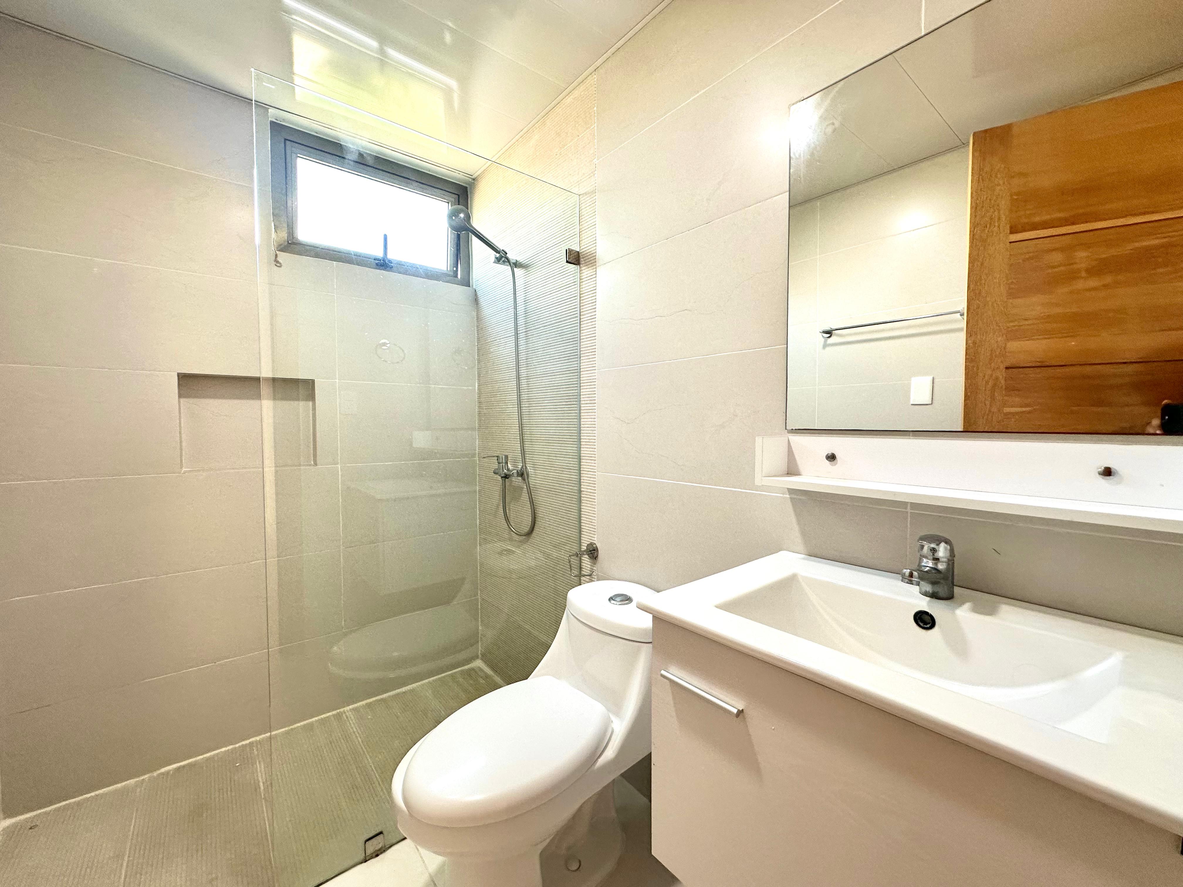 apartamentos - Alquiler Moderno Apto en Evaristo Morales 5
