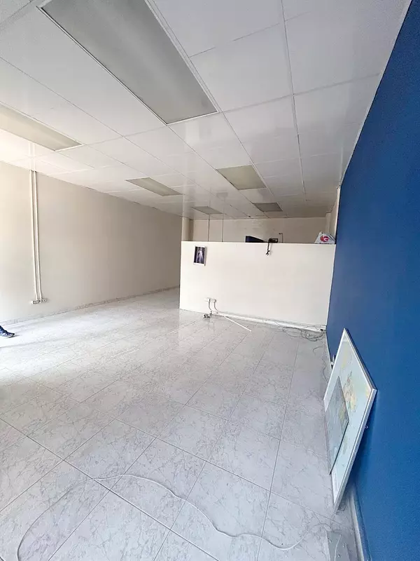 oficinas y locales comerciales - Local céntrico en venta  2