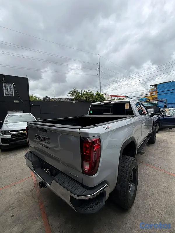 jeepetas y camionetas - 2020 GMC SIERRA 4X4 3.0 DURAMAX GASOL 6