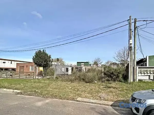 solares y terrenos - Vendo Solar en la Av República de Colombia 2