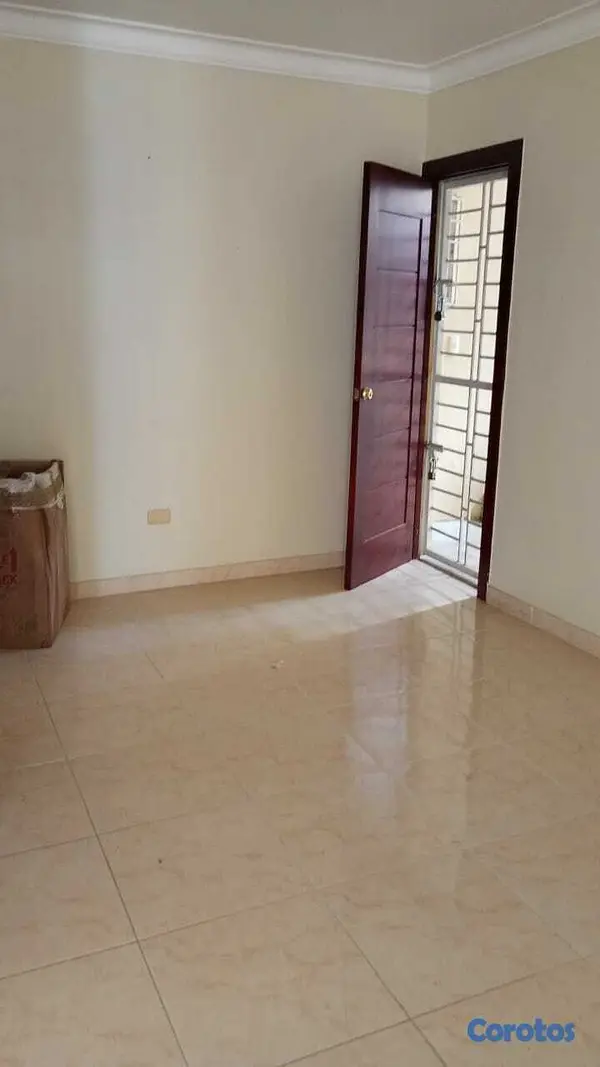 apartamentos - ¡De oportunidad!  Venta de Apartamento  5