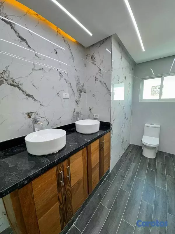 casas - Casa con piscina en prado oriental  10