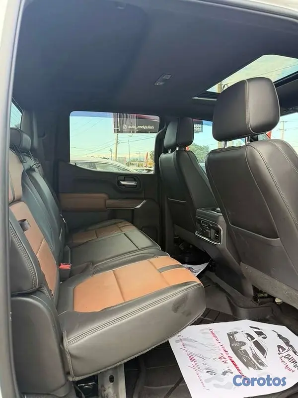 jeepetas y camionetas - Chevrolet Silverado High Country Duramax 2020
 9