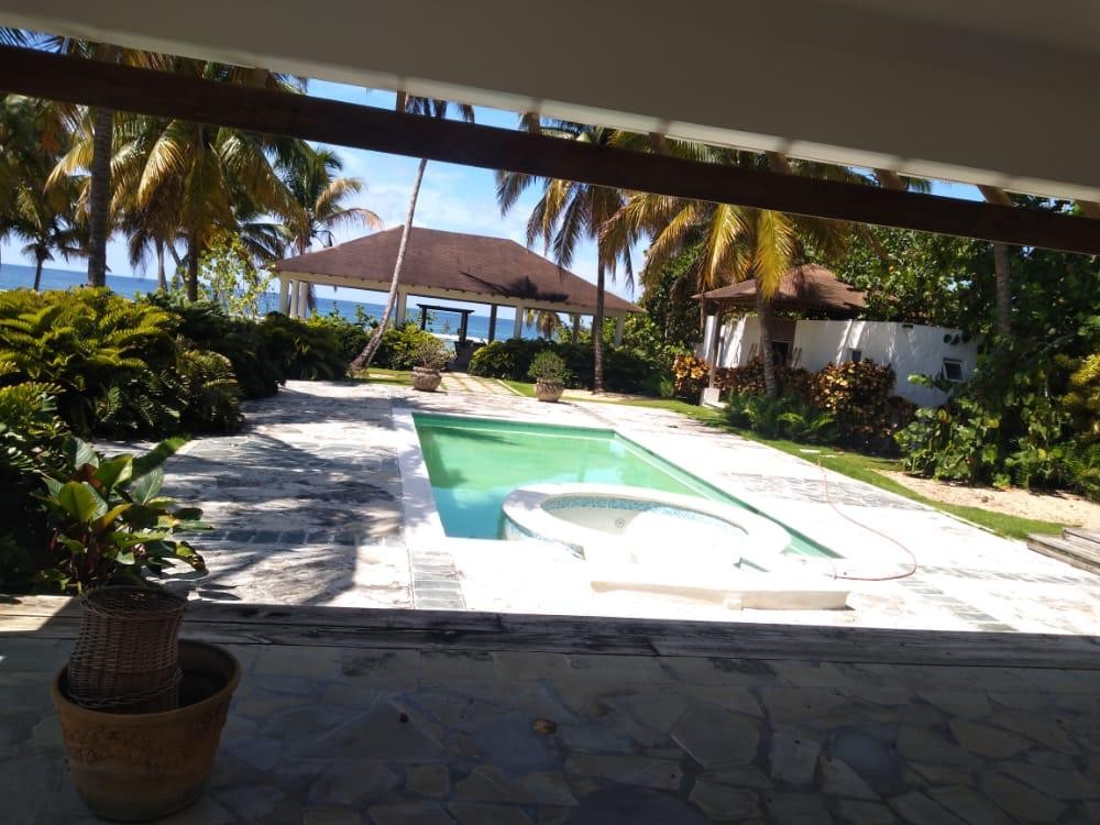 casas vacacionales y villas - Casa en venta en Juan Dolió  0