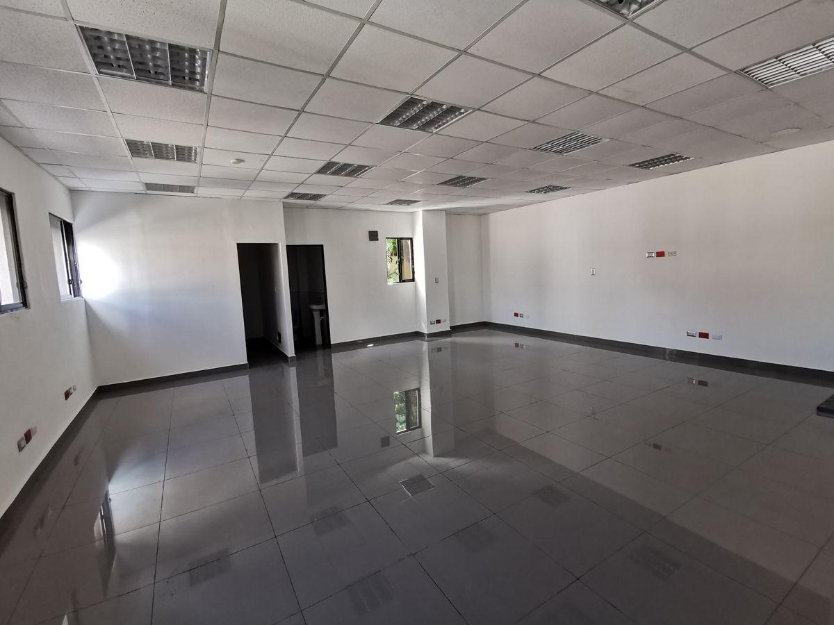 oficinas y locales comerciales - Alquilo moderna oficina de 64 m2 en Los Prados 7