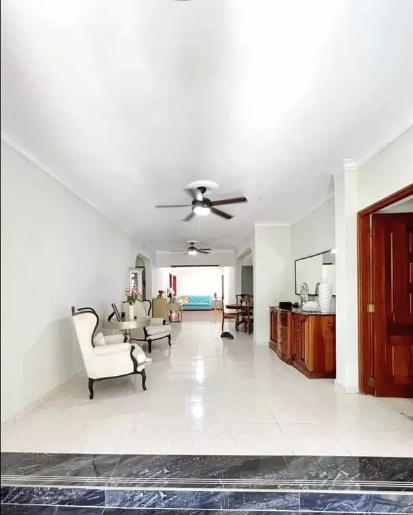 casas - Vendo casa casa en Arroyo Hondo III 5