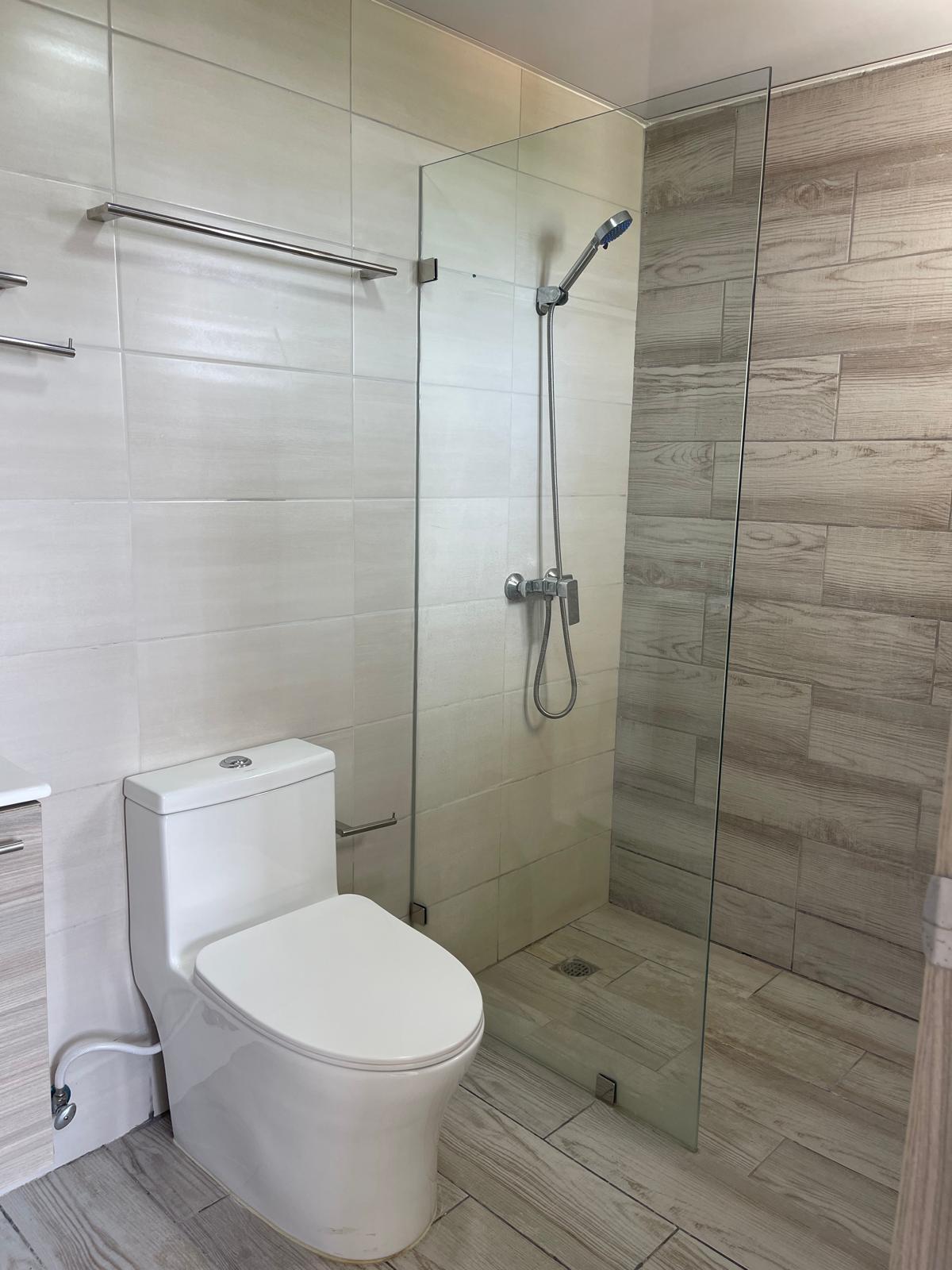 apartamentos - Venta Apartamento con Terraza en Crisfer Punta Can 6