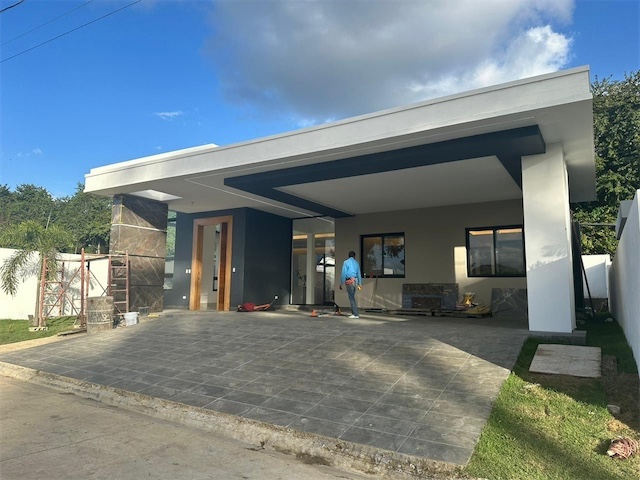 casas - Casa en proyecto cerrado Gurabo  1