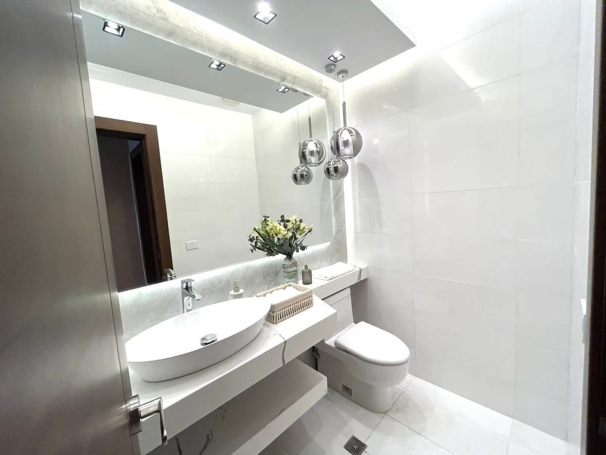 apartamentos - Apartamento Av. Anacaona Piso 19 con 4 parqueos  7