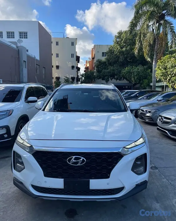 jeepetas y camionetas - HYUNDAI SANTA FE LIMETED 2019 3