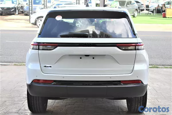 jeepetas y camionetas - Jeep Grand Cherokee Altitude 6