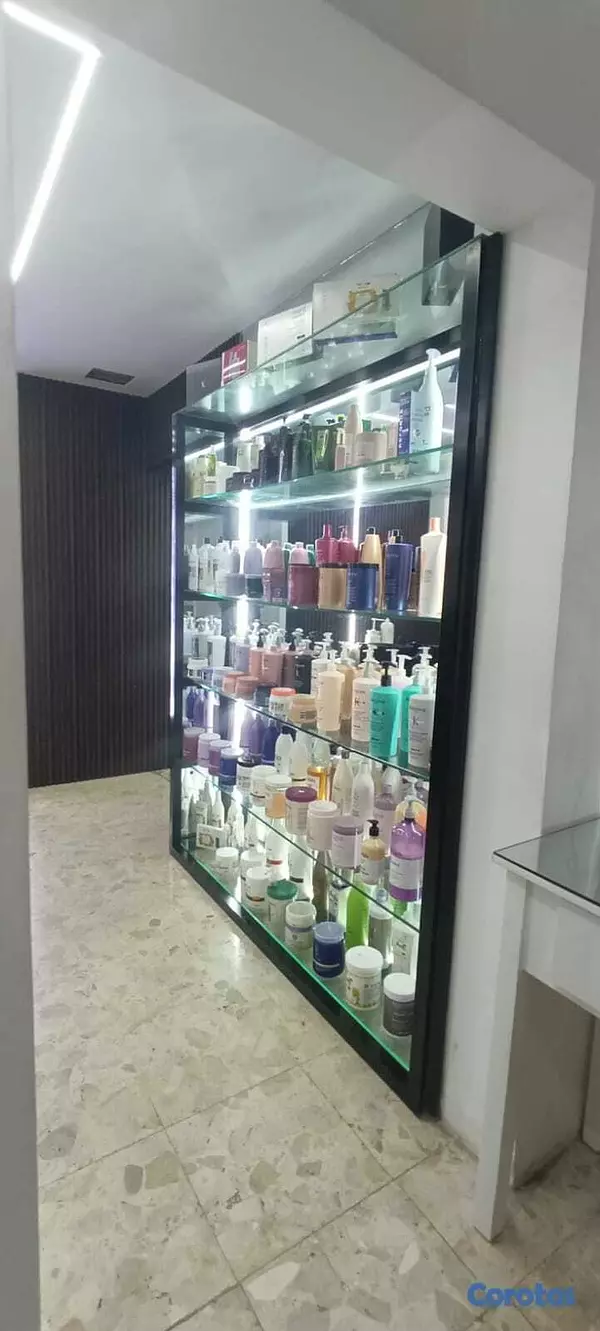 oficinas y locales comerciales - Deseas Emprender? Traspaso Salón en funcionamiento con clientela fija 9