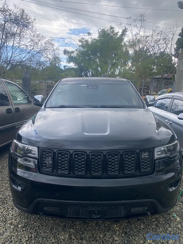 jeepetas y camionetas - Jeep Grand Cherokee Limited 2020 4