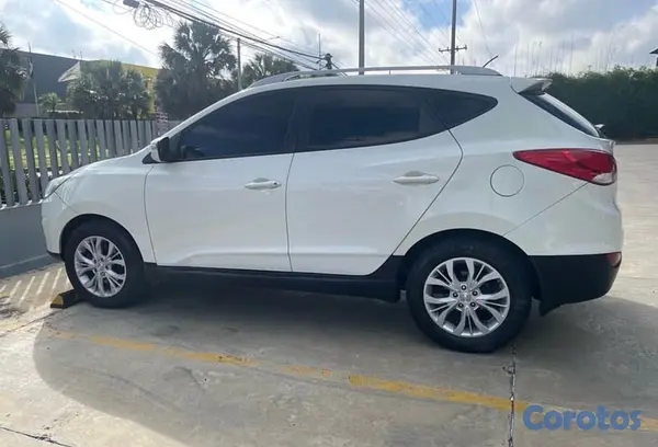 jeepetas y camionetas - Hyunday Tucson 2012 5