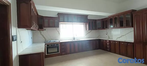 apartamentos -   Renacimiento Apartamento de 250 MTS , piso alto excelente distribución  4