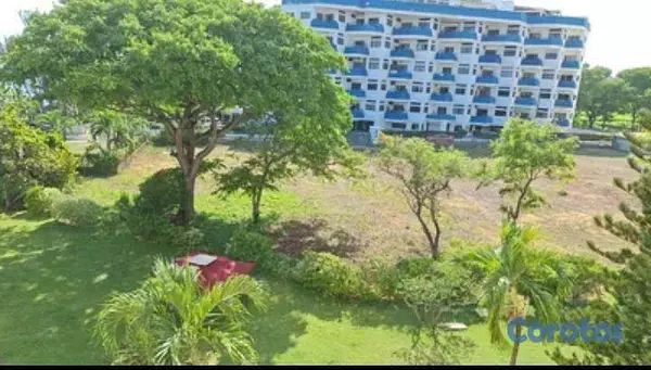 solares y terrenos - Vendo solar en la Av. Privada 2