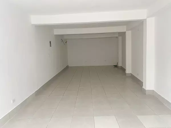 oficinas y locales comerciales - Local comercial centrico 3